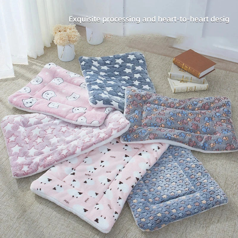 Flannel Dog Sleeping Mat — Soft Washable Blanket Bed for All Seasons