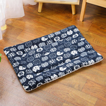Flannel Dog Sleeping Mat — Soft Washable Blanket Bed for All Seasons